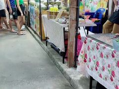 -席娜卡琳火车铁道夜市