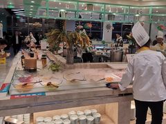 -绿岛港轩海鲜烤肉涮锅自助餐厅