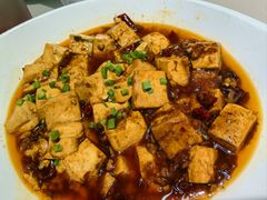 -老码头黑皮肘子锅包肉(赣水路店)