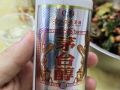 -裕新楼粉面馆·石磨手工粉(四方坪店)