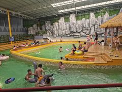 -贞山宾馆水上乐园