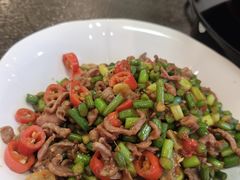 酸辣鸡杂-湘肠香火锅店(团结湖店)