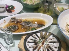 -沪华海鲜大酒楼(南汇店)