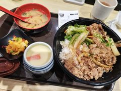 牛肉丼-食其家·牛丼咖喱(金桥太茂店)