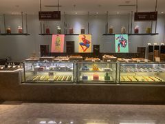 -三亚湾海居铂尔曼度假酒店