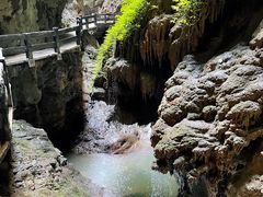 -龙水峡地缝景区