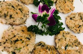 Braised Lotus Root Patties with Perilla
