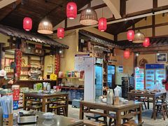 -富正毅三下锅·湘西韵味(天门山索道店)
