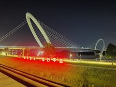 -南京眼步行桥