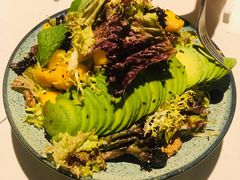牛油果芒果沙拉-BE BRIGHT KITCHEN(正佳广场店)