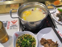 -西火火·川派小火锅(西溪银泰店)