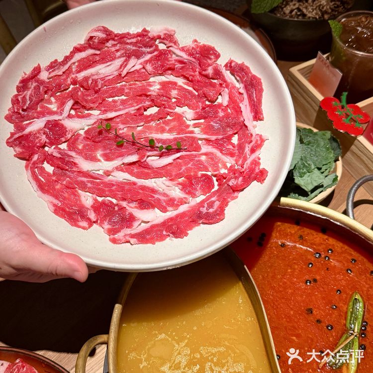 北京首店酸汤火锅，一口酸到灵魂醒！