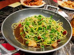 -川流不息·地道川菜·小龙虾(新松江路店)