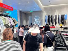 -lululemon(万象城店)