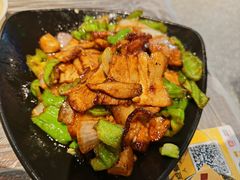 -老街烧烤大排档·地道湖北菜·龙虾馆(汉口火车站店)
