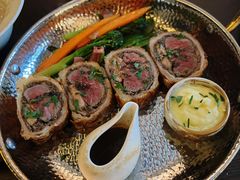 -普朗姆生蚝牛排馆 The Plump Oyster(成都摩方购物中心店)