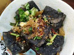 -黑白电视长沙小吃(美林M·LIVE天地东座店)