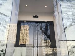 门面-BLACKSWAN黑天鹅(环球店)