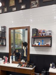 -MARTIN'S BARBER SHOP男士理发馆