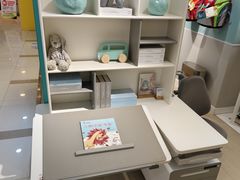 -康朴乐儿童学习桌椅(蓝色港湾店)