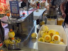 -刘姐啤酒鱼民族演艺餐厅(西街总店)