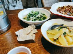 -湘力力小院·鱼汤泡饭(枫林路店)