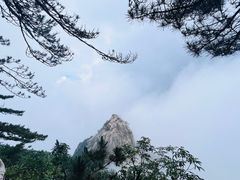 -罗田薄刀峰风景区