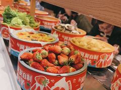 -龍歌自助小火锅(市南金茂湾店)