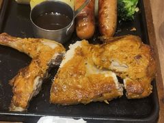 西冷牛排烤春鸡香肠三拼拼盘-必胜客(银盆路店)