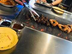 -马路牙子烧烤音乐酒馆(望京店)