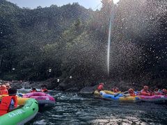-安吉龙王山峡谷漂流