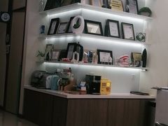 -维乐口腔(美维云门诊陆家嘴店)