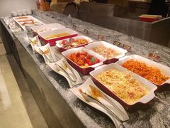 自助取餐区-金海湾自助餐厅(金陵饭店)