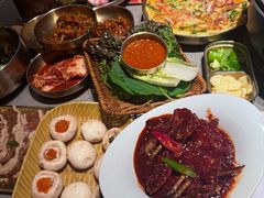 草家招牌酱辣蟹-草家酱蟹炭火烤肉店(珲春南路一店)
