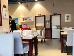 大堂-小船渔村•大连菜•大连焖鱼(明泽街店)