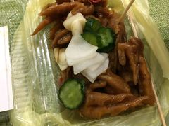 -六合夜市