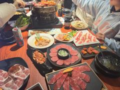 -山之屋炭火烧肉·生啤畅饮(大朗万科中央公园店)