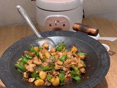-聚鑫朋酸菜肥肠(文艺路口店)