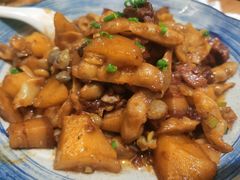 五花肉炖黄金钩-小土豆北方菜馆(文慧园店)