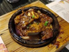 石锅黑椒牛仔骨-虾饺妹·粤式手工点心(水荫路店)