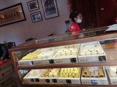 面包甜点陈列柜-稻香村(文殊院旗舰店)