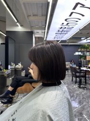 -藤野造型•烫染专业店