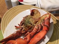 -华邑酒店·鲜艳全日自助餐厅