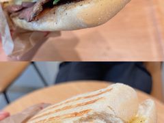 蒙特利尔风味牛肉恰巴塔-Tims天好咖啡·贝果(东方广场店)