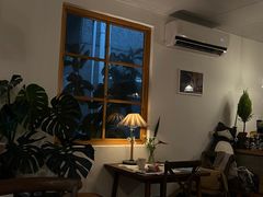-In Cafe隐食研室