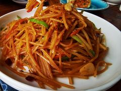 酥油土豆丝-蒙亨·手把肉·蒙古包文化主题餐厅(天恒广场店)