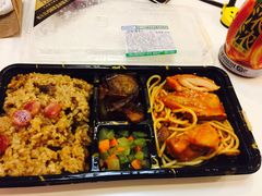 -全家便利店(杭州龙翔桥地铁站店)