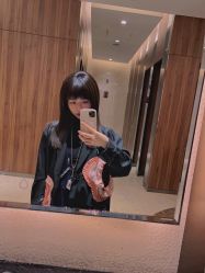 -HAIR CORNER