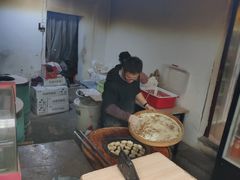 大堂-金莲葱饼店