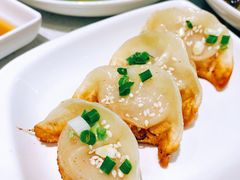 美味锅贴-扬州小吃(延安西路店)